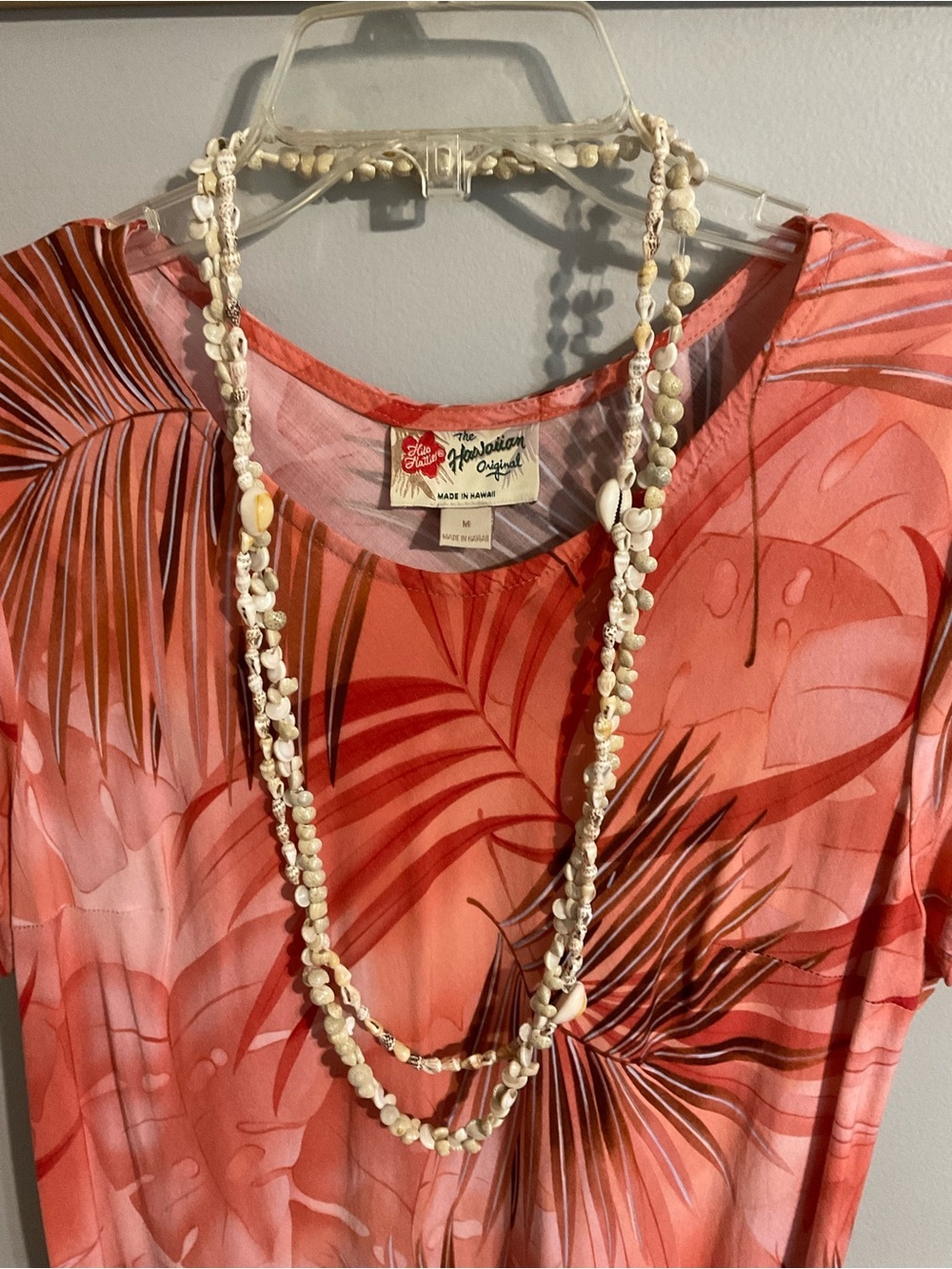 The Hawaiian Original Floral Mini Dress with 2 Shell Necklaces Medium - Picture 4 of 7
